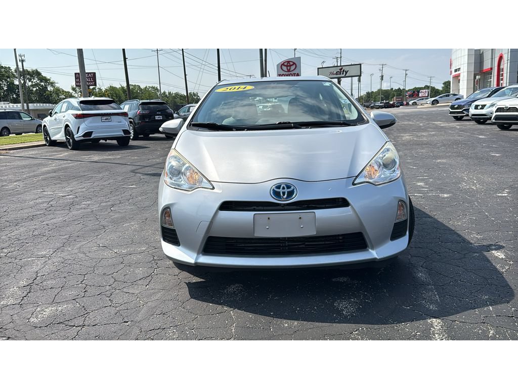 Used 2014 Toyota Prius C One FWD image 2