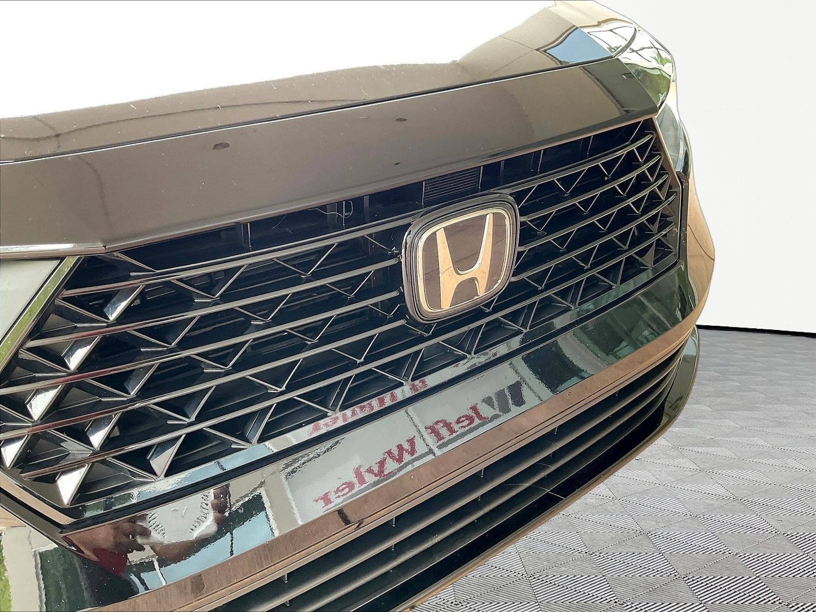 Used 2025 Honda Accord Sport image 31