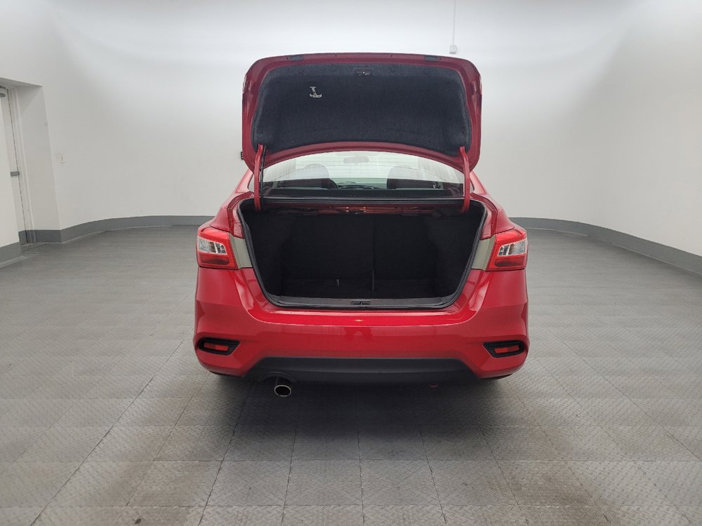 Used 2018 Nissan Sentra SR FWD image 29