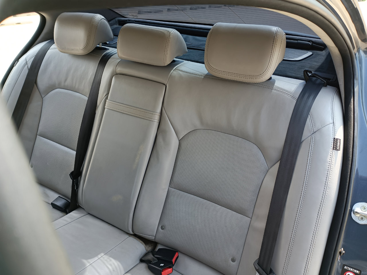 Used 2015 Kia Cadenza Limited image 11