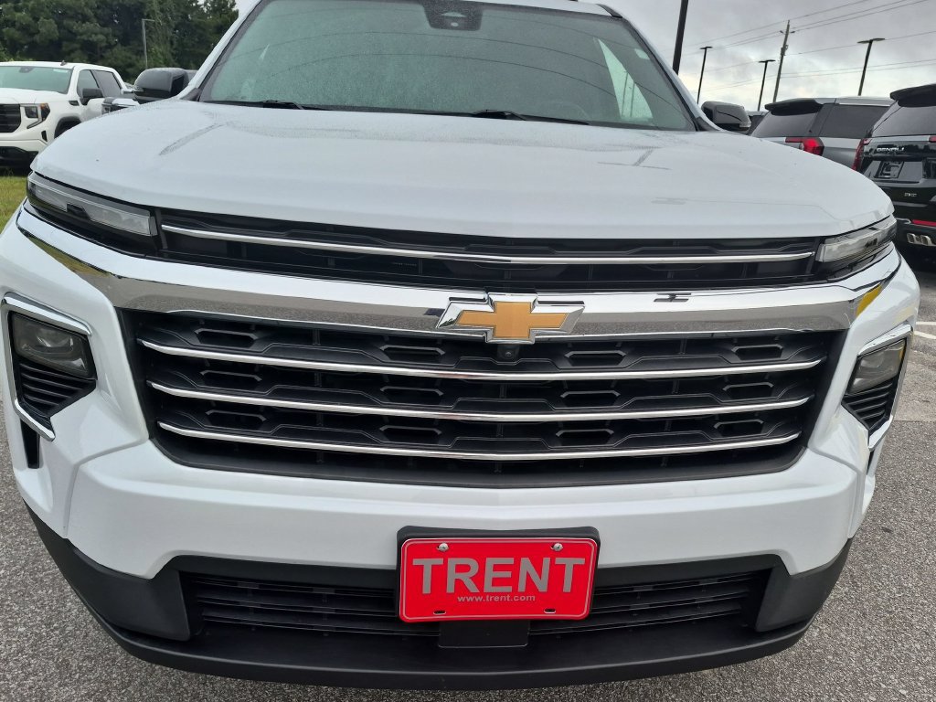 Used 2023 Chevrolet Traverse LS w/ Safety Package FWD image 15