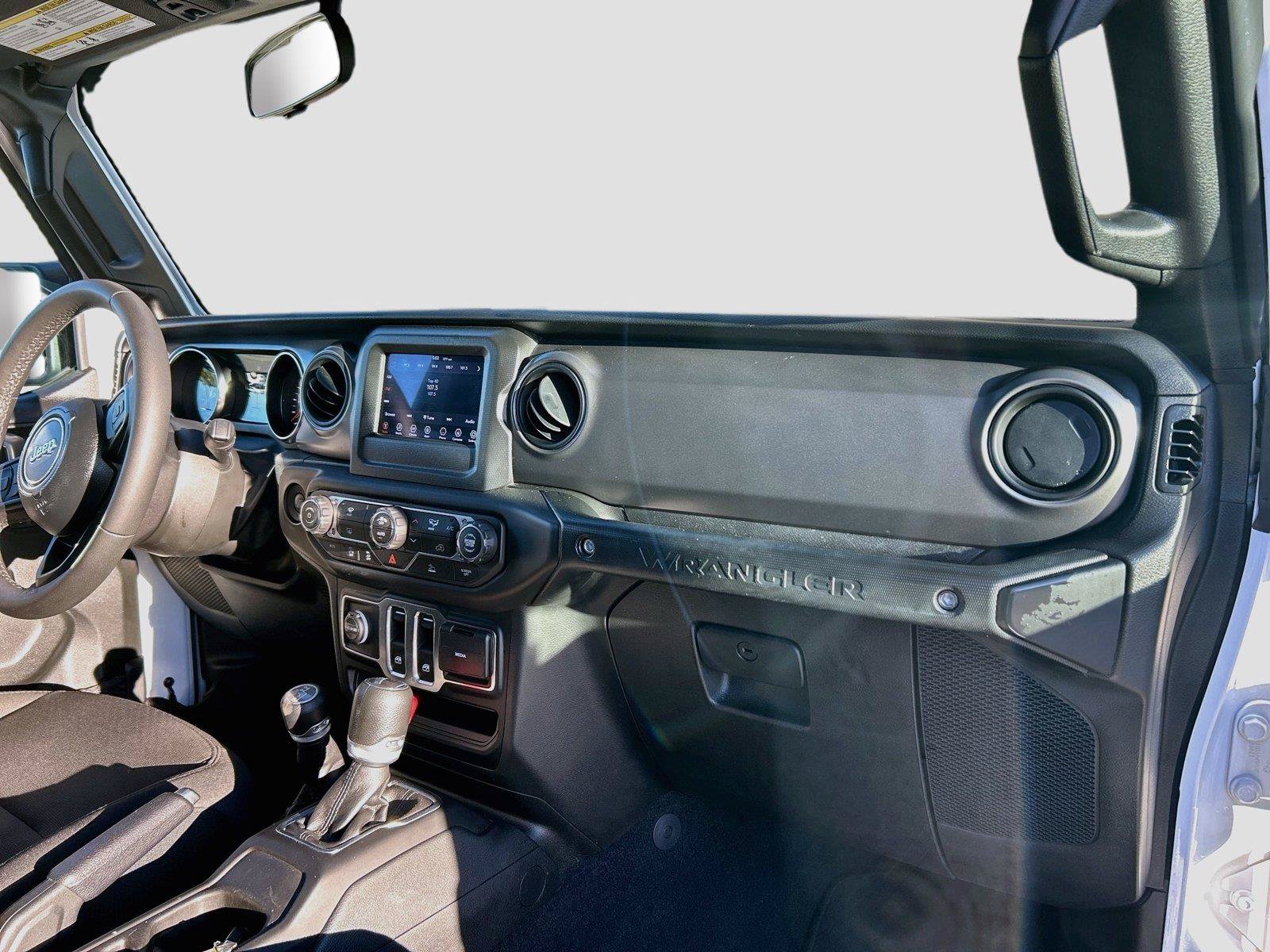 Used 2023 Jeep Wrangler Sport AWD/4WD image 20
