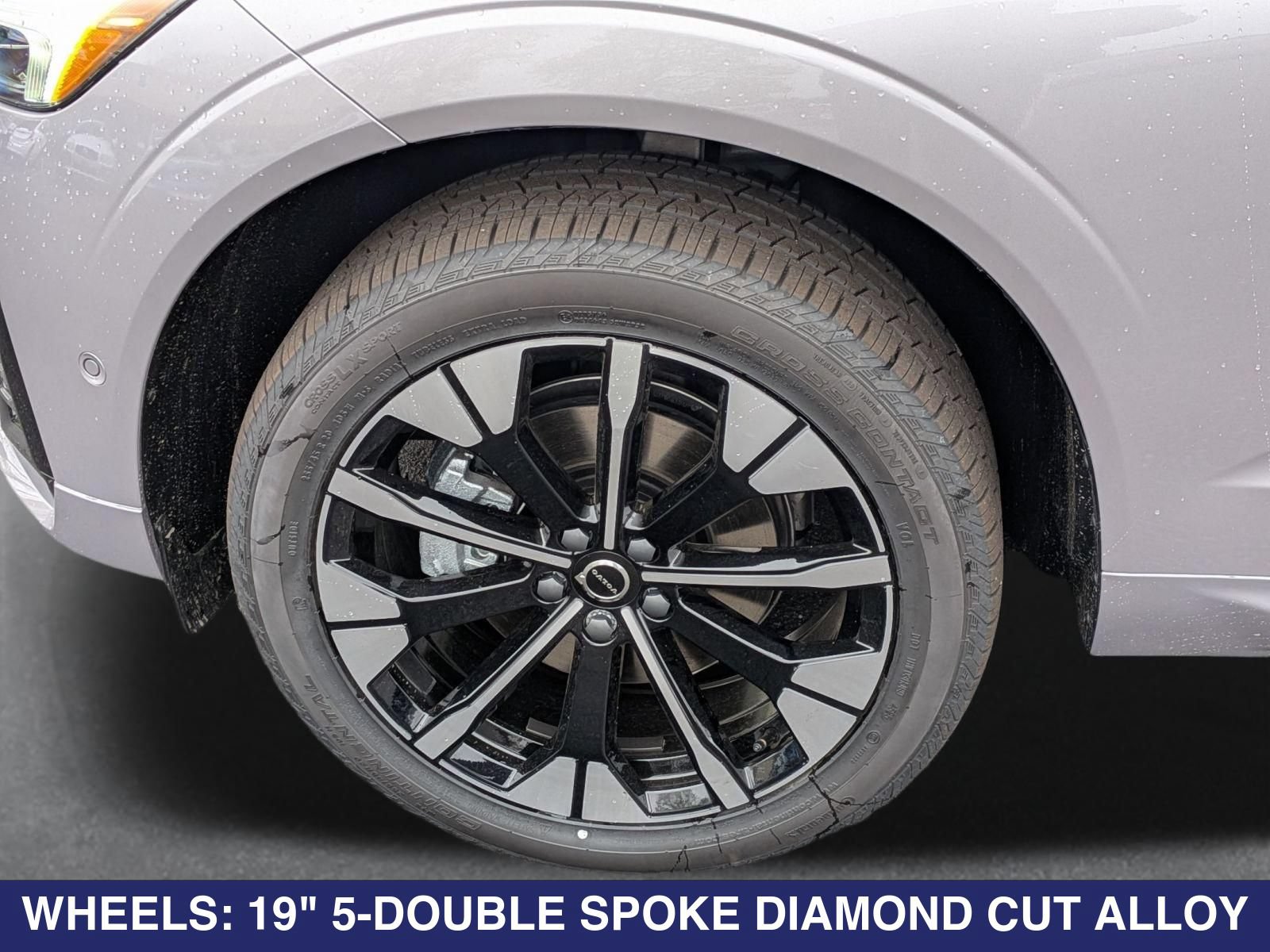 New 2026 Volvo XC60 B5 Plus w/ Protection Package Premier AWD/4WD image 29