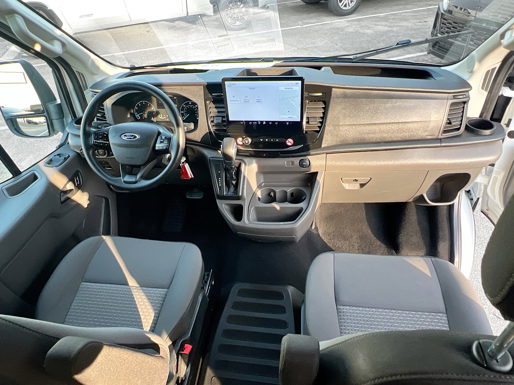 Used 2025 Ford Transit 350 XLT image 28