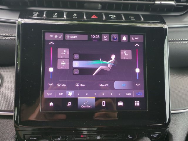 New 2026 Jeep Grand Cherokee Laredo X AWD/4WD image 26