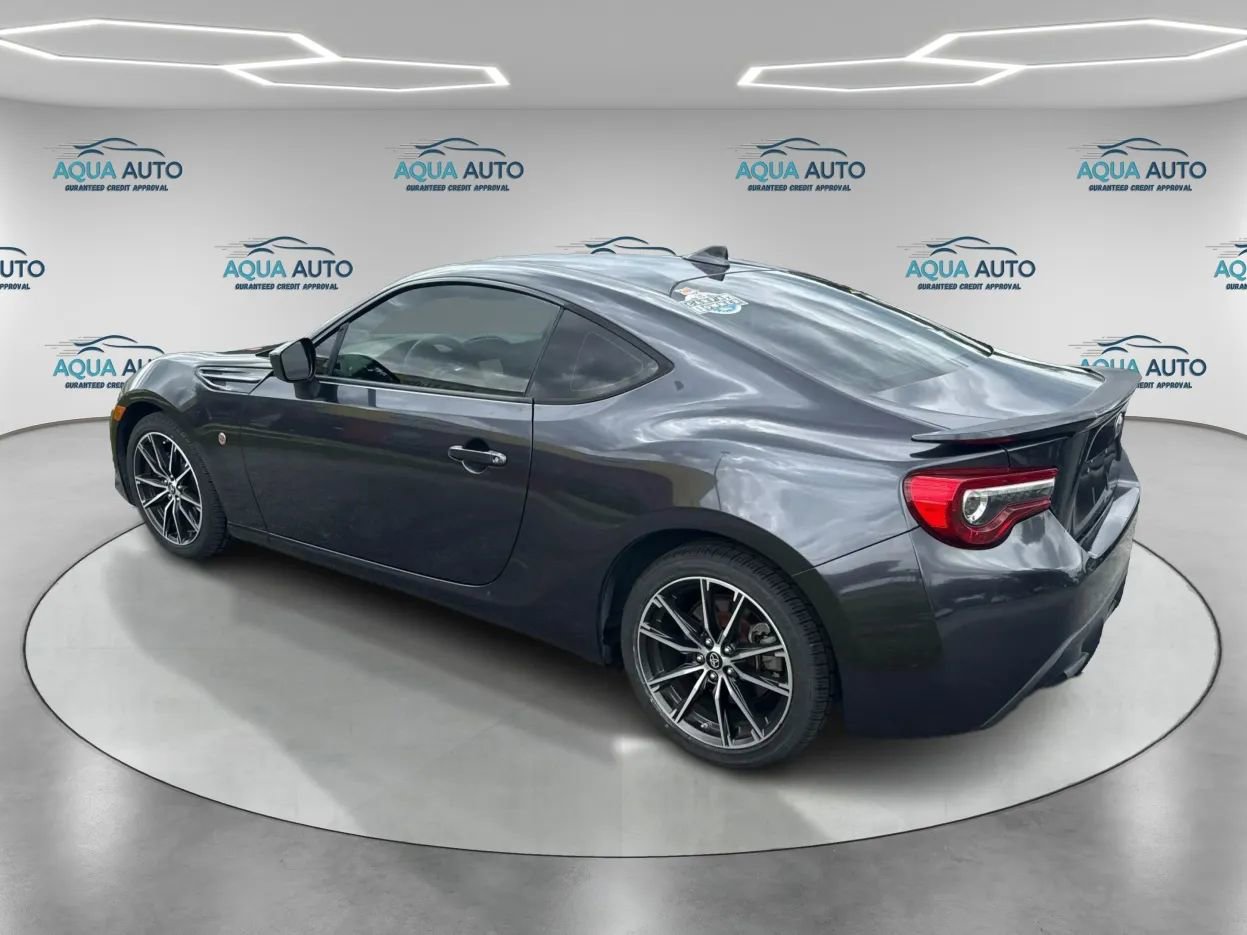 Used 2019 Toyota 86 RWD image 7