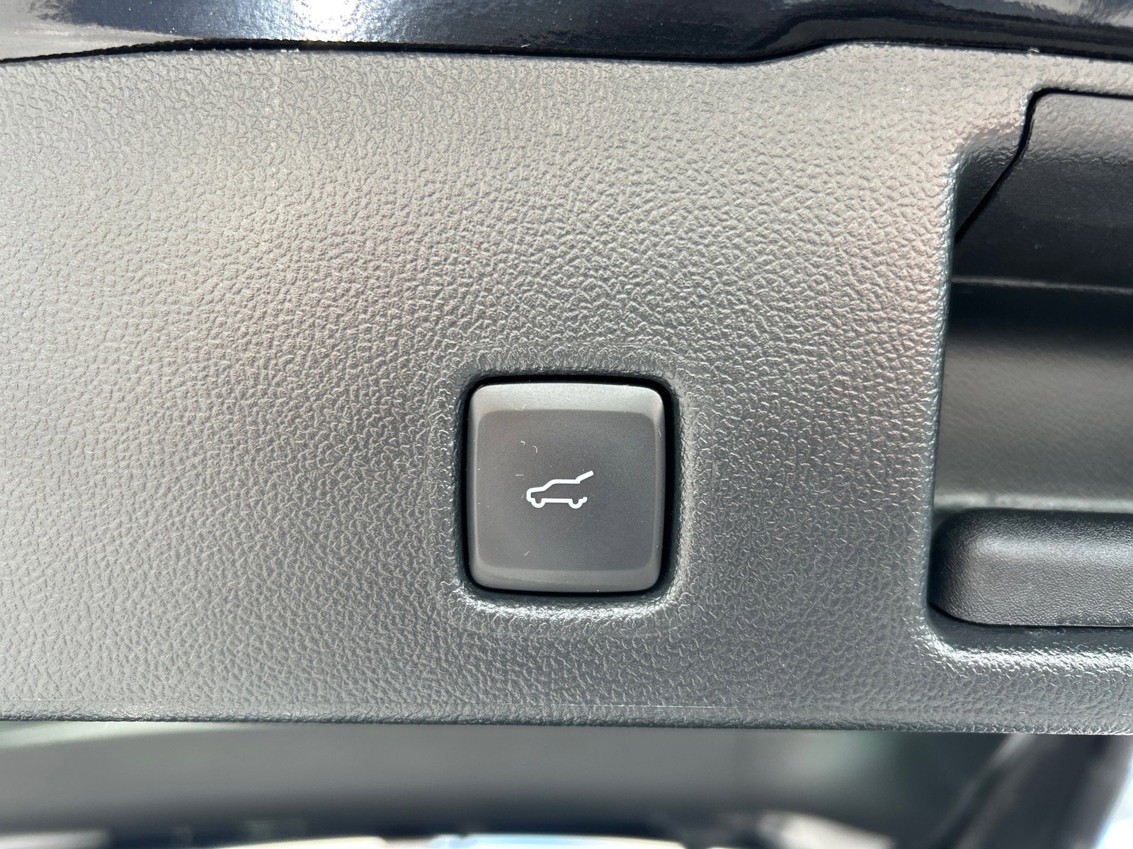 Certified 2023 Ford Escape ST-Line w/ Tech Pack #1 AWD/4WD image 16