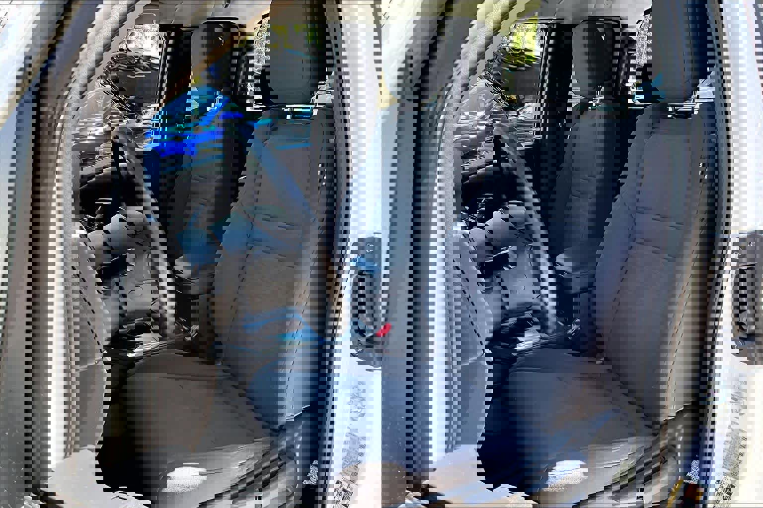 Used 2024 Nissan Frontier S image 8