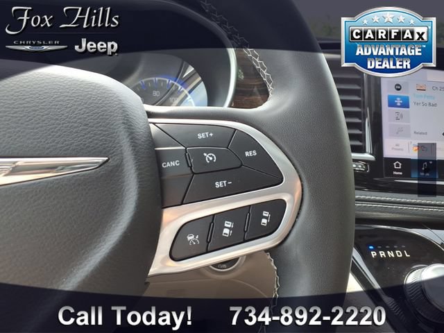 Used 2023 Chrysler Pacifica Limited FWD image 20