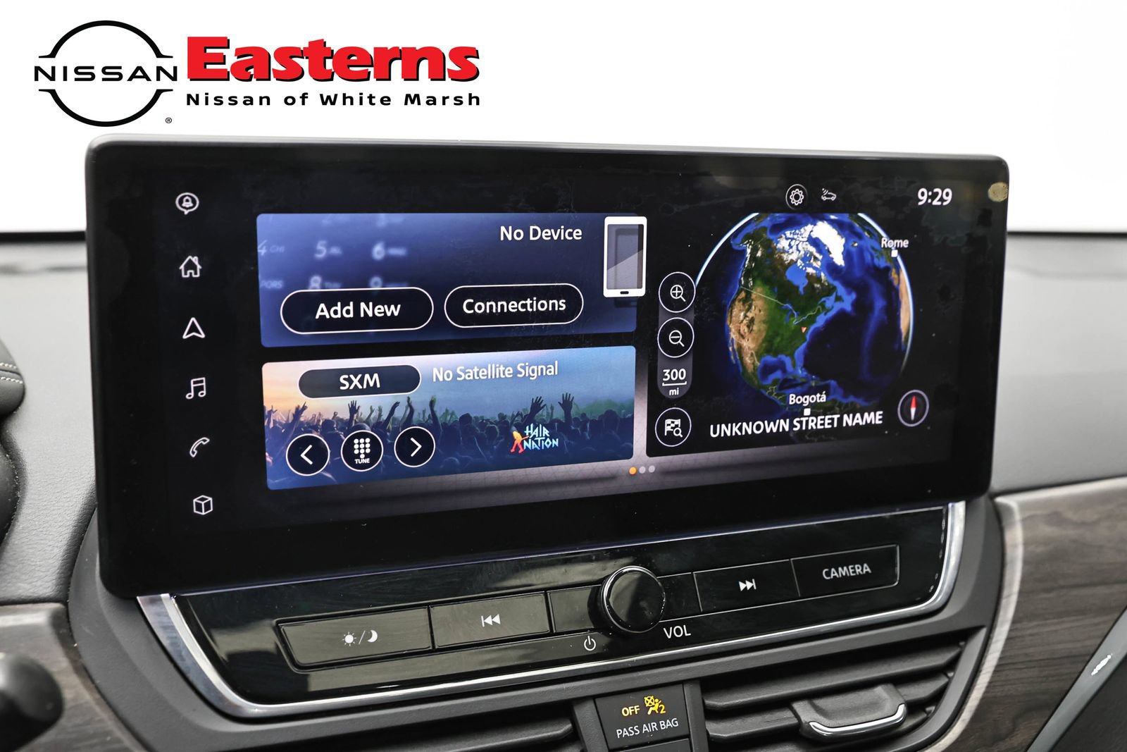Used 2023 Nissan Altima 2.5 SV w/ SV Premium Package AWD/4WD image 18