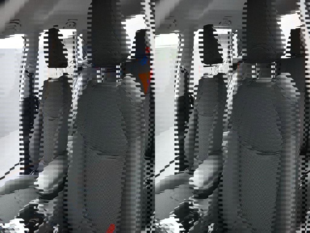 New 2025 Toyota RAV4 LE image 9