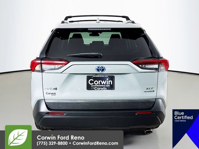 Used 2021 Toyota RAV4 XLE w/ Convenience Package image 9