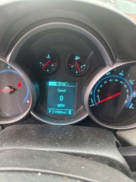 Used 2014 Chevrolet Cruze LS image 3