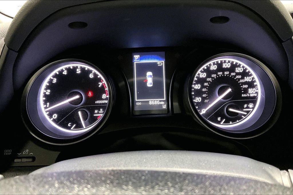 Used 2024 Toyota Camry SE image 25