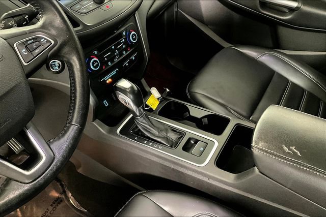 Used 2019 Ford Escape SEL image 17