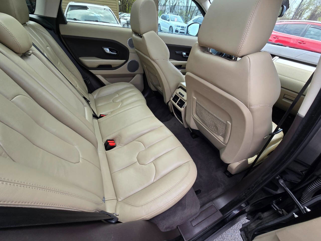 Used 2014 Land Rover Range Rover Evoque Pure Premium image 30