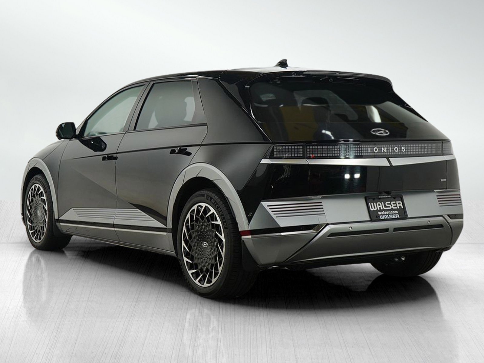 Certified 2024 Hyundai Ioniq 5 Limited image 4