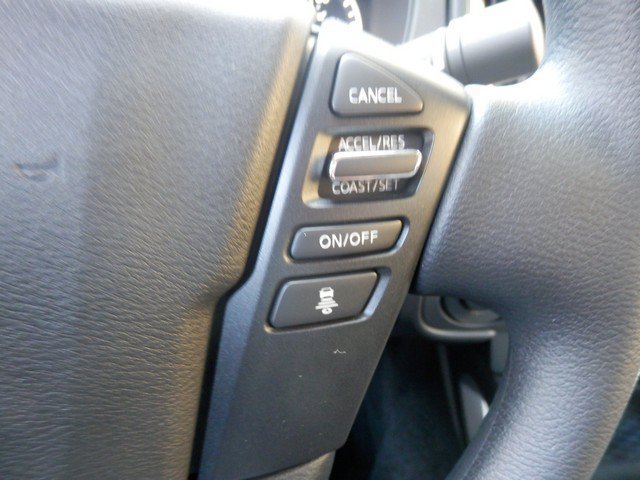 Used 2025 Nissan Frontier SV AWD/4WD image 21