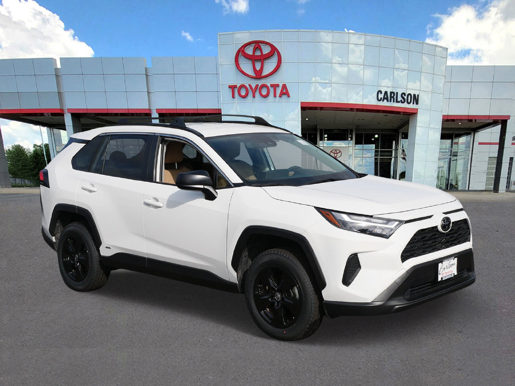 Certified 2025 Toyota RAV4 LE AWD/4WD image 2