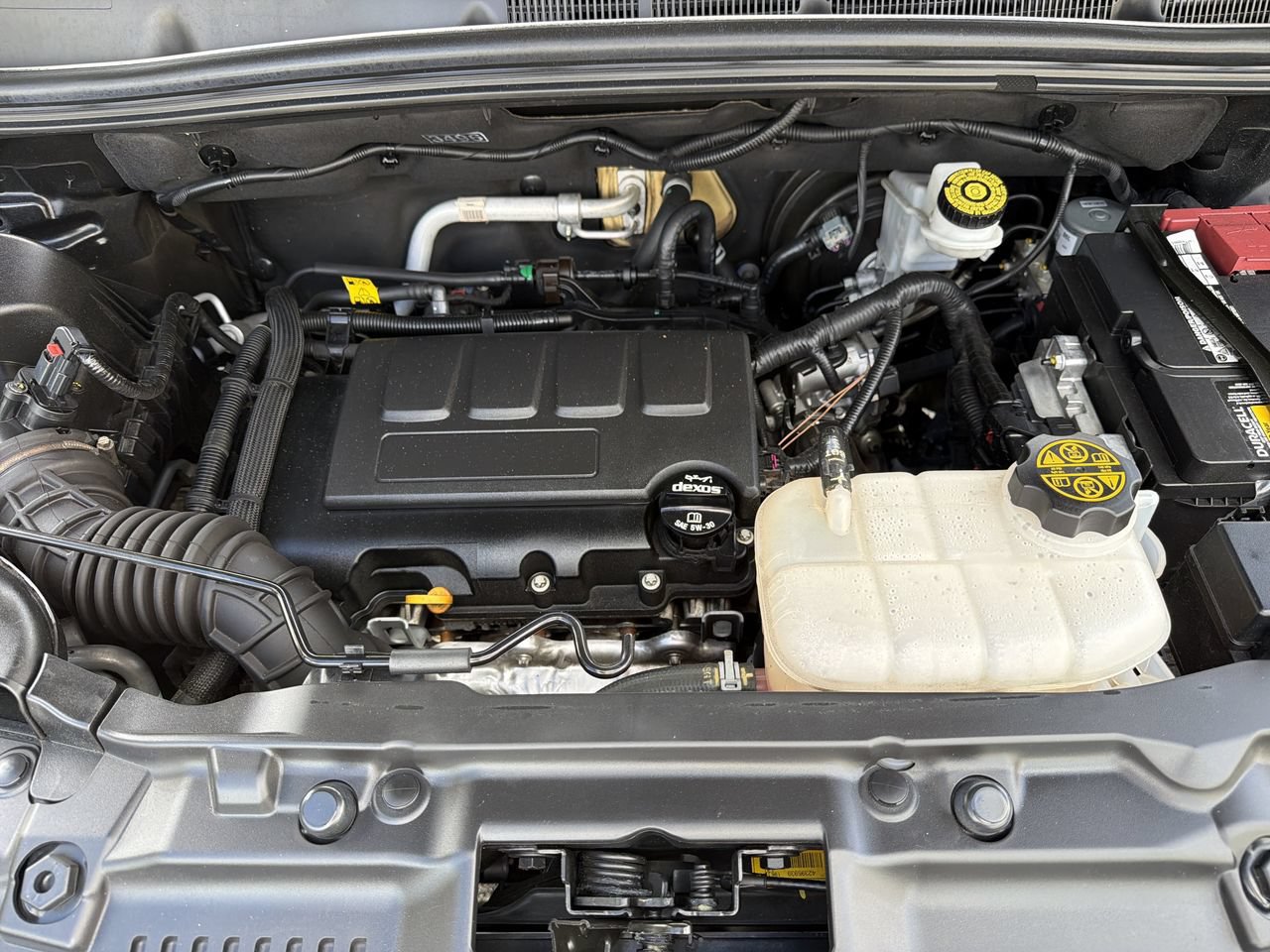 Used 2020 Buick Encore Essence FWD image 8