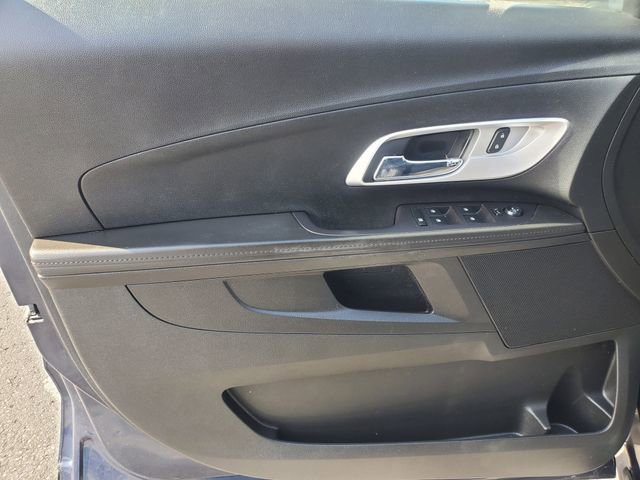 Used 2017 Chevrolet Equinox LT w/ Convenience Package FWD image 12