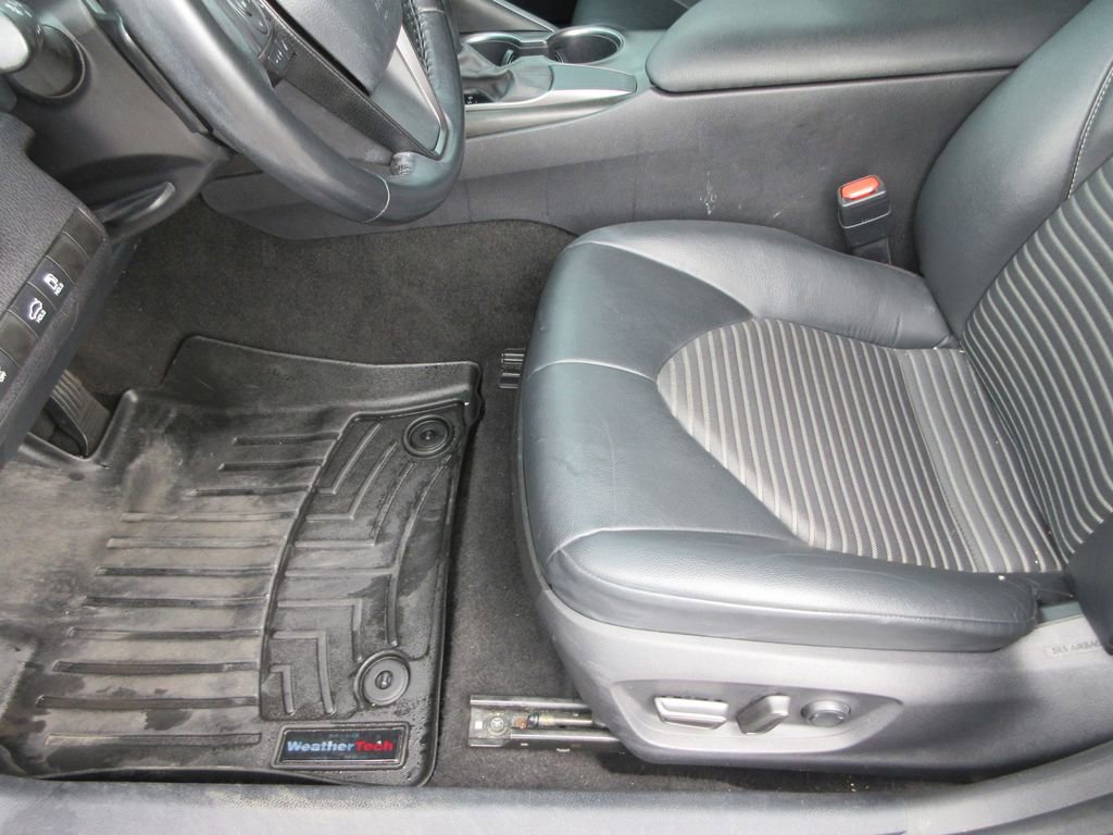 Used 2021 Toyota Camry SE image 20