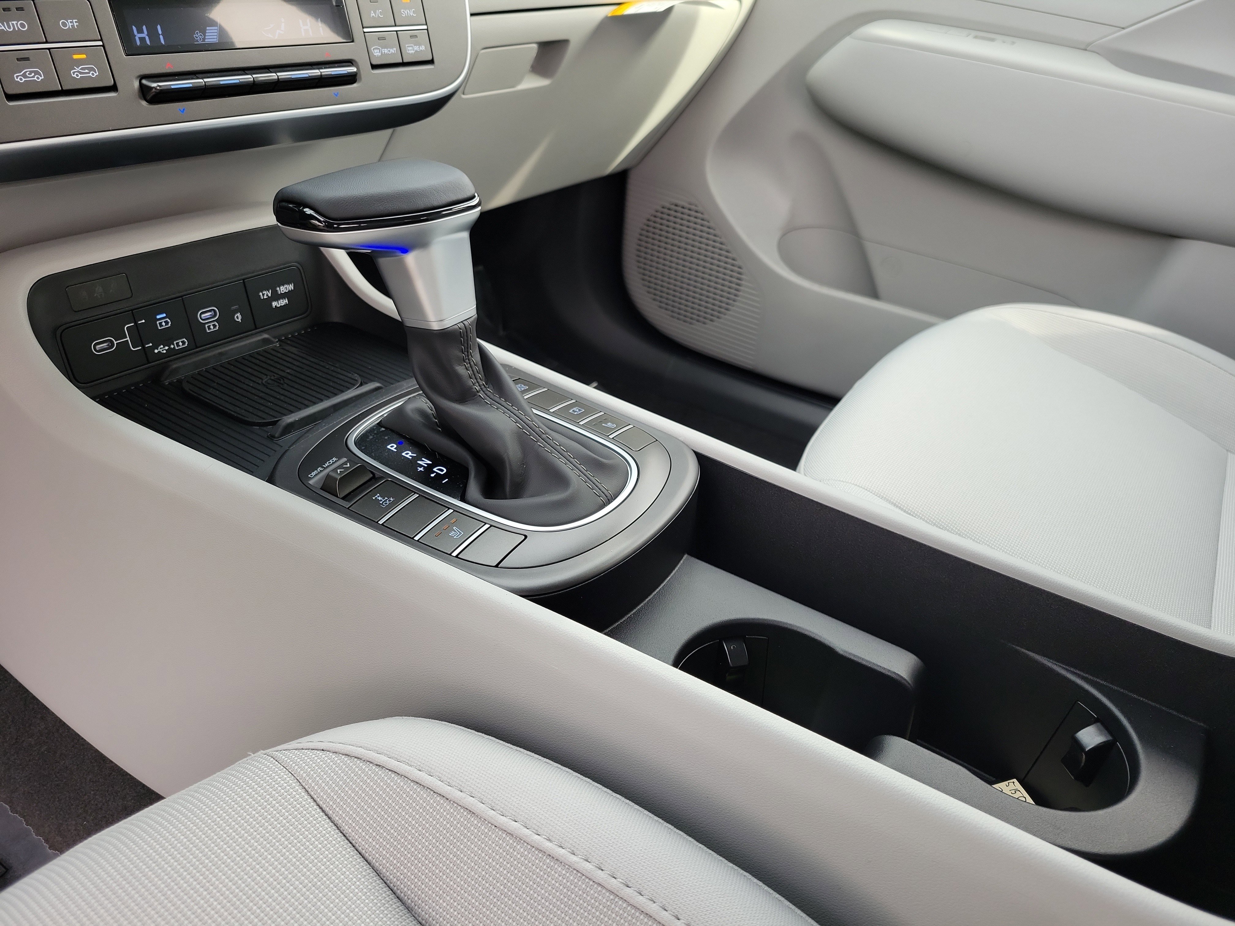 New 2026 Hyundai Kona SEL Sport image 12