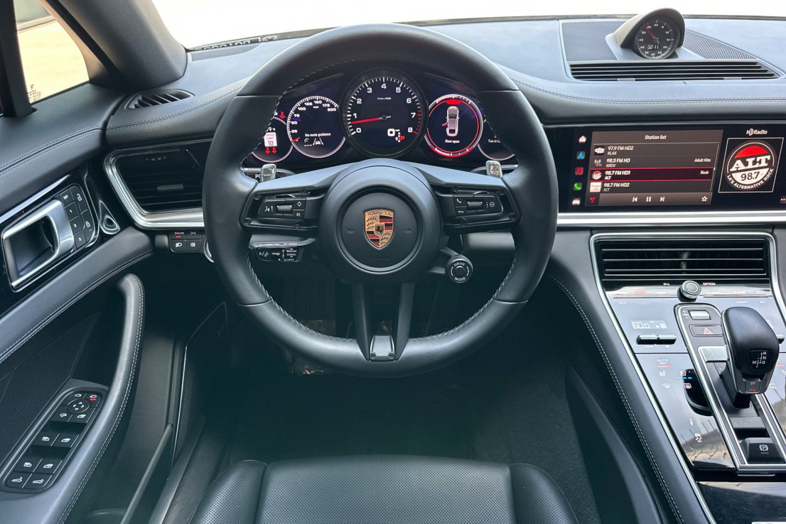 Certified 2023 Porsche Panamera 4S AWD/4WD image 14