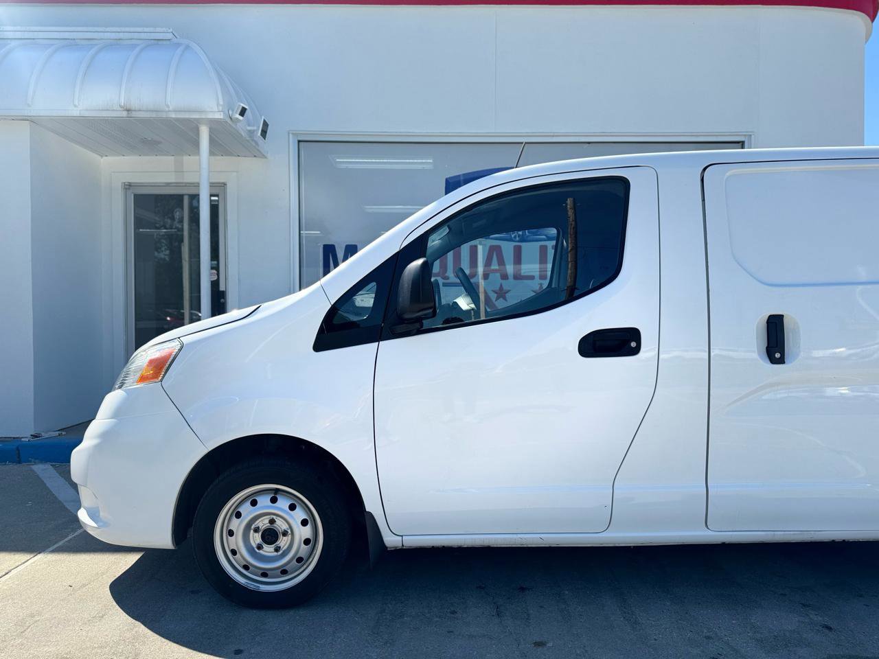Used 2020 Nissan NV200 S FWD image 18