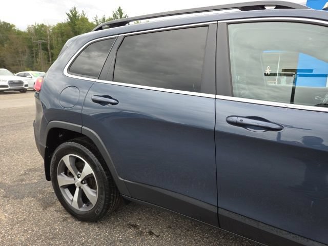 Used 2022 Jeep Cherokee Limited w/ Trailer Tow Group AWD/4WD image 29