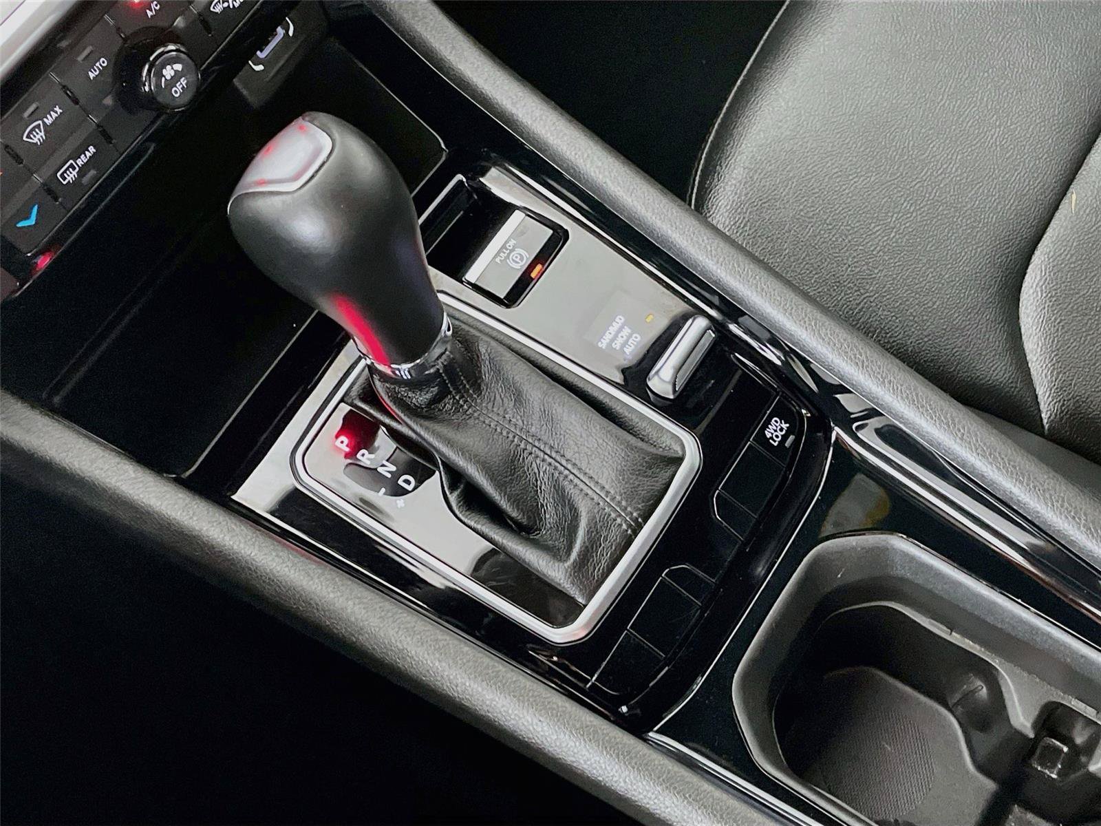 Used 2025 Jeep Compass Limited AWD/4WD image 20