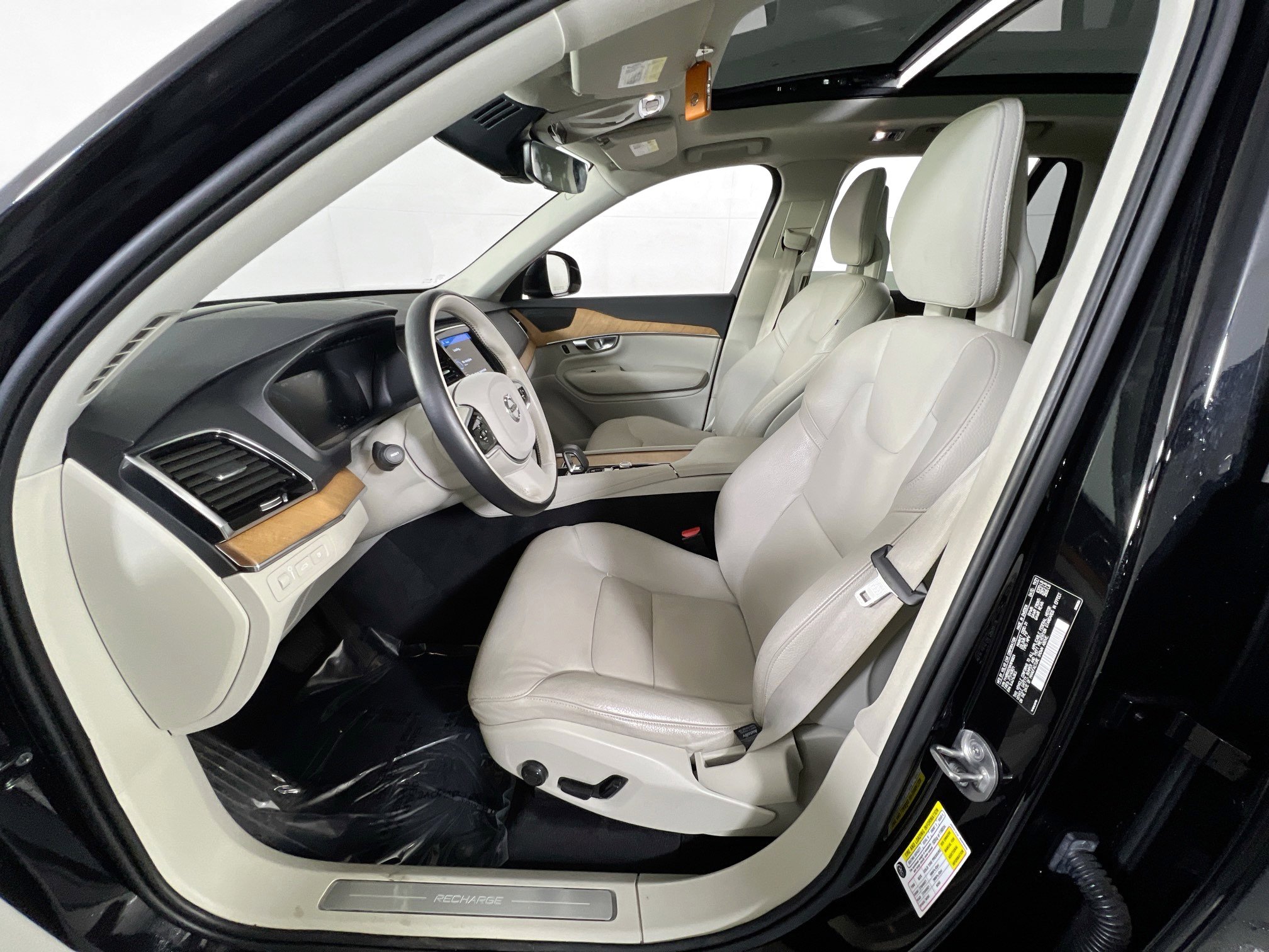 Used 2022 Volvo XC90 T8 Inscription Expression image 20