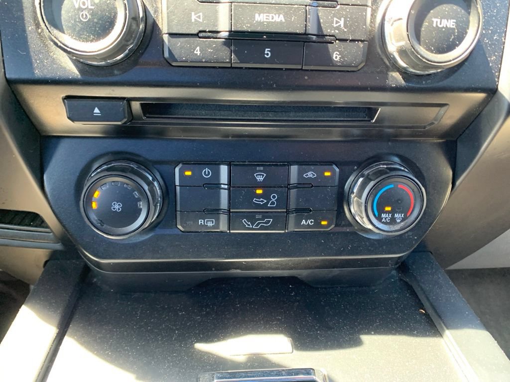 Used 2017 Ford F150 XL w/ Equipment Group 101A Mid AWD/4WD image 36