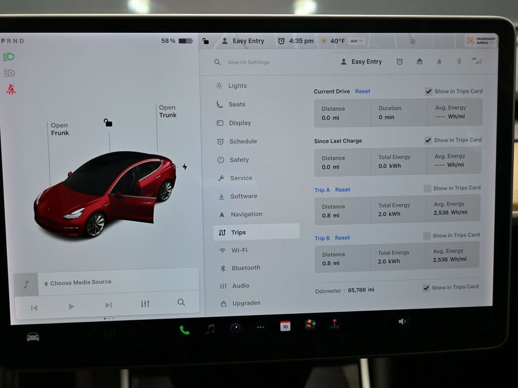 Used 2020 Tesla Model 3 Standard Range Plus image 28