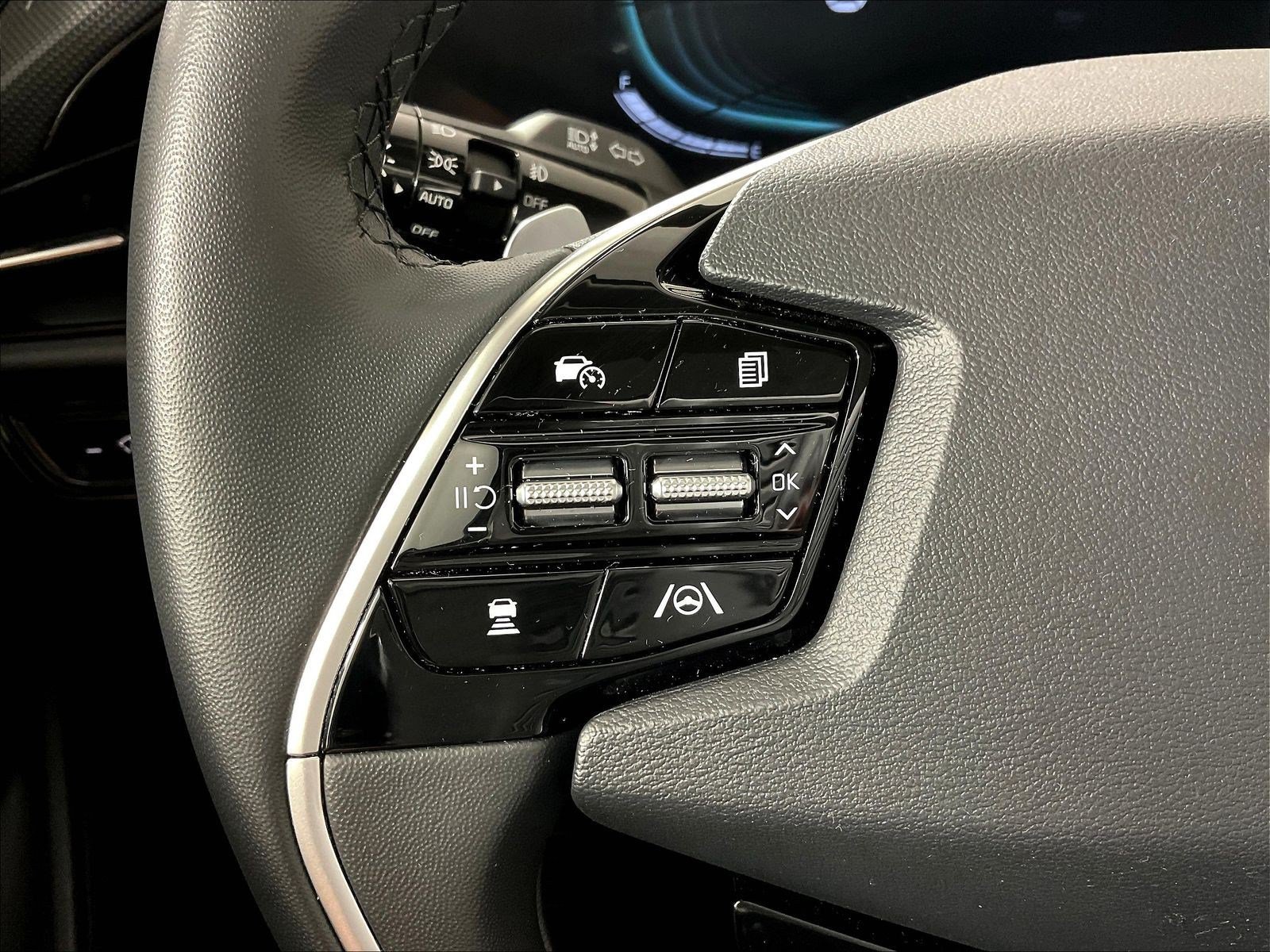Used 2023 Kia Niro EX Touring FWD image 12