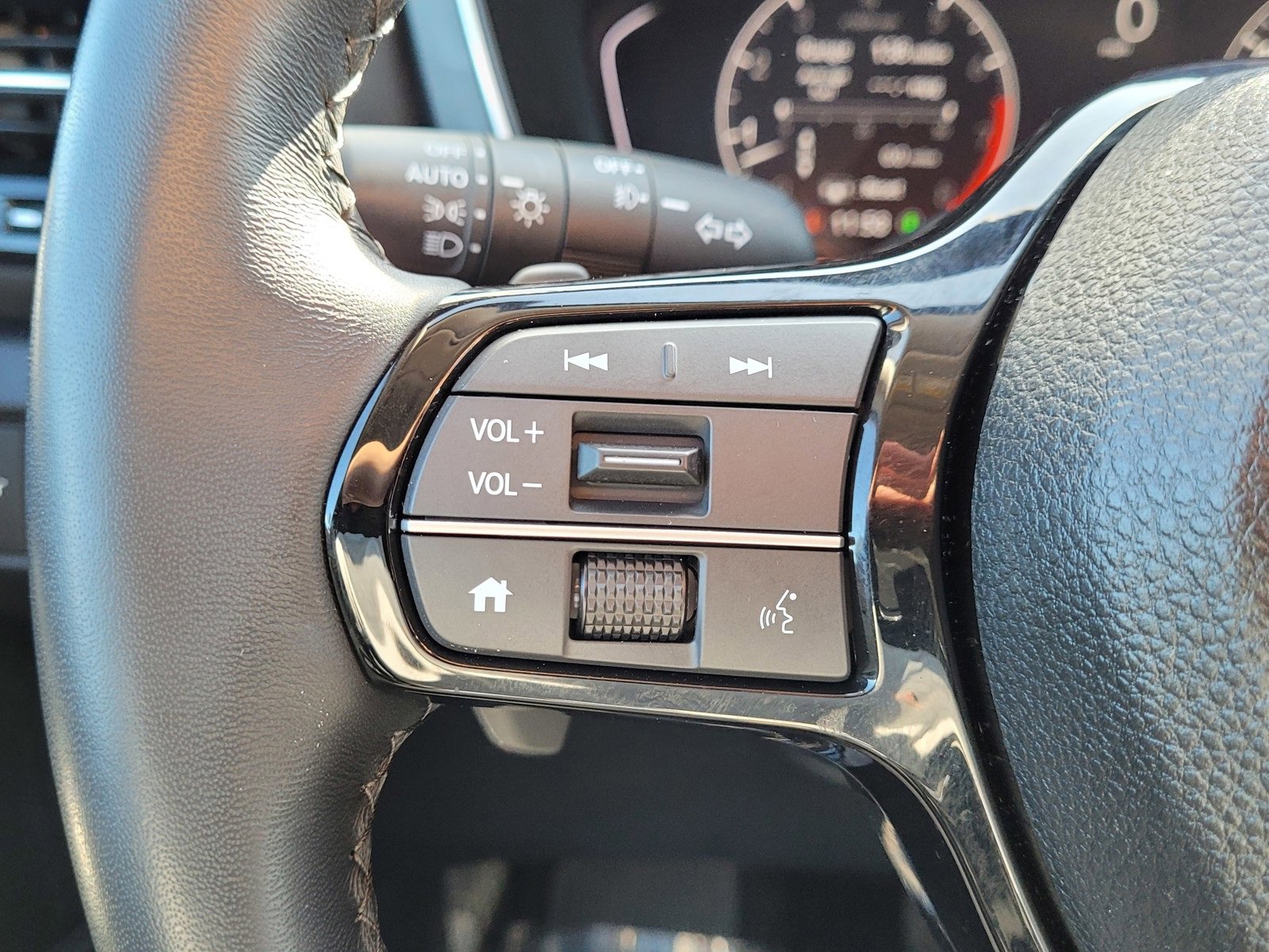 Used 2024 Honda Pilot EX-L image 19