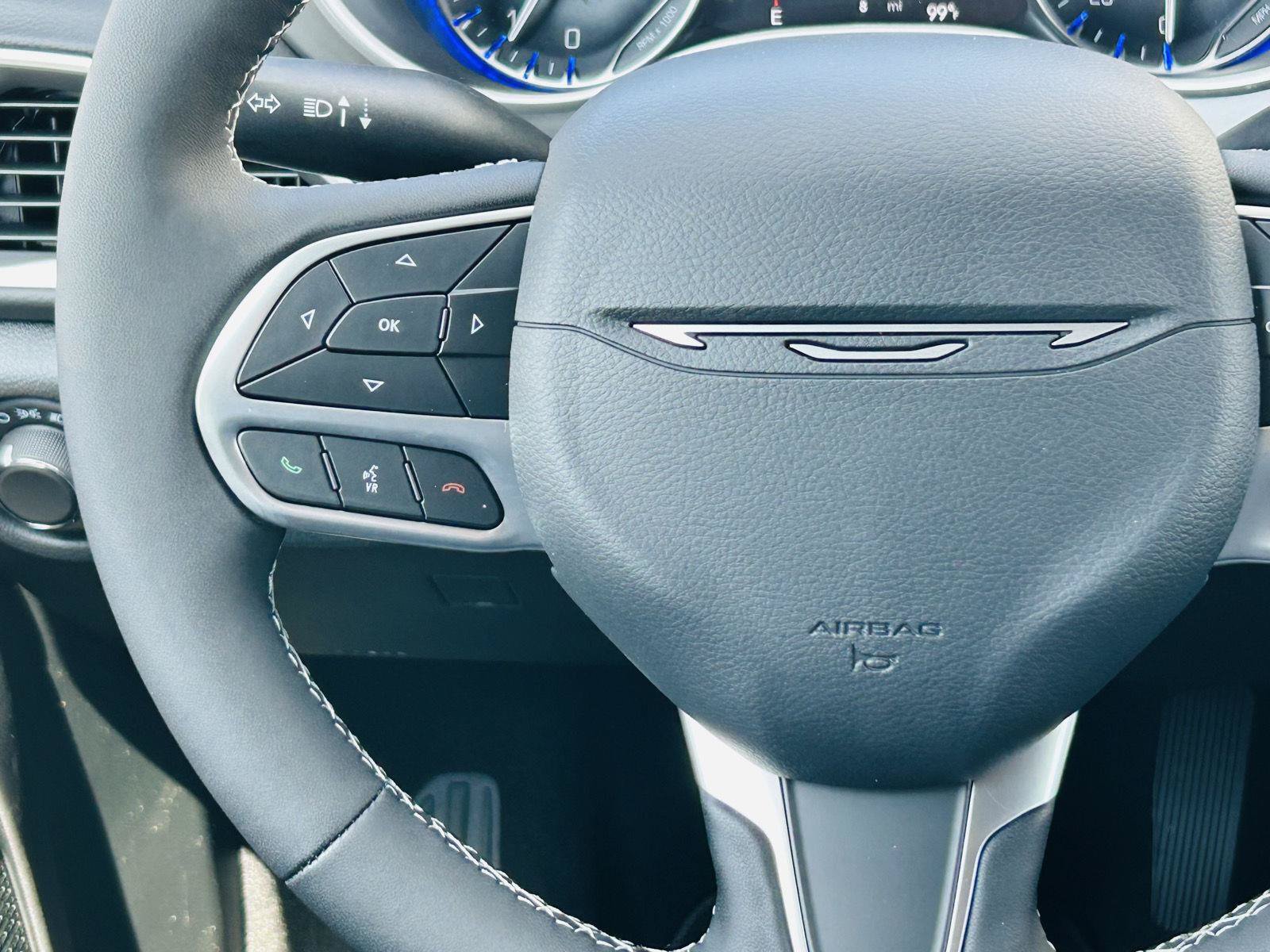 New 2027 Chrysler Pacifica LX FWD image 17