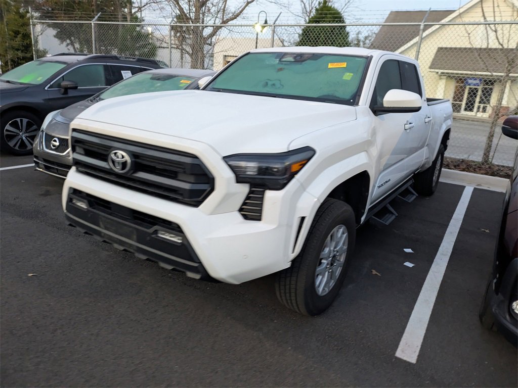 Used 2024 Toyota Tacoma SR5 image 4