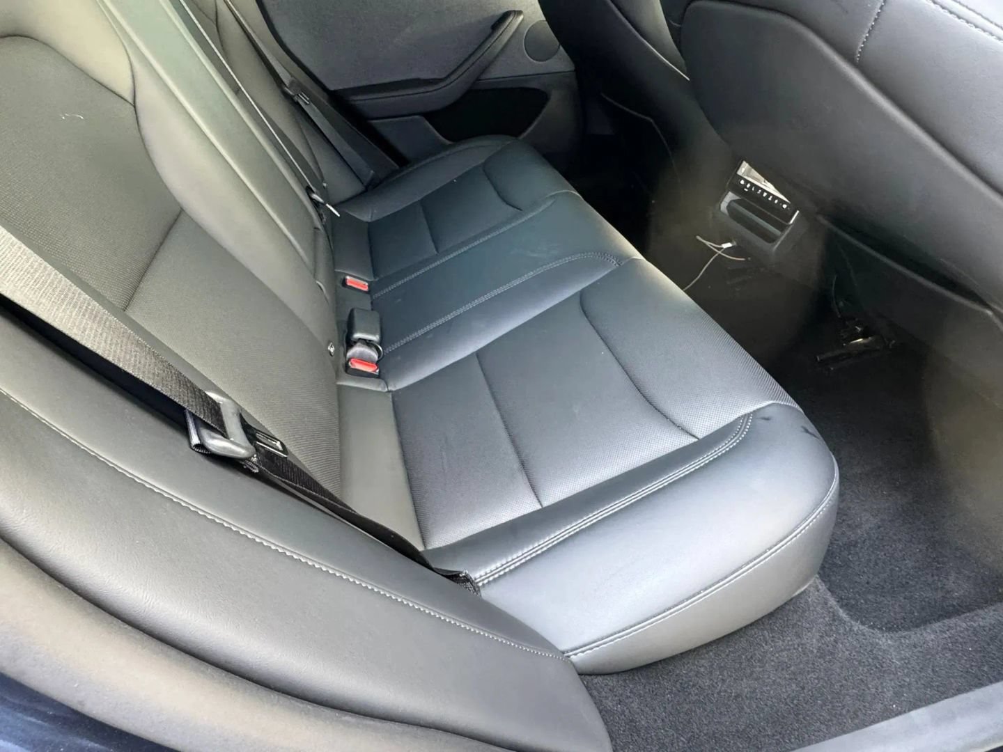 Used 2025 Tesla Model 3 Long Range RWD image 32
