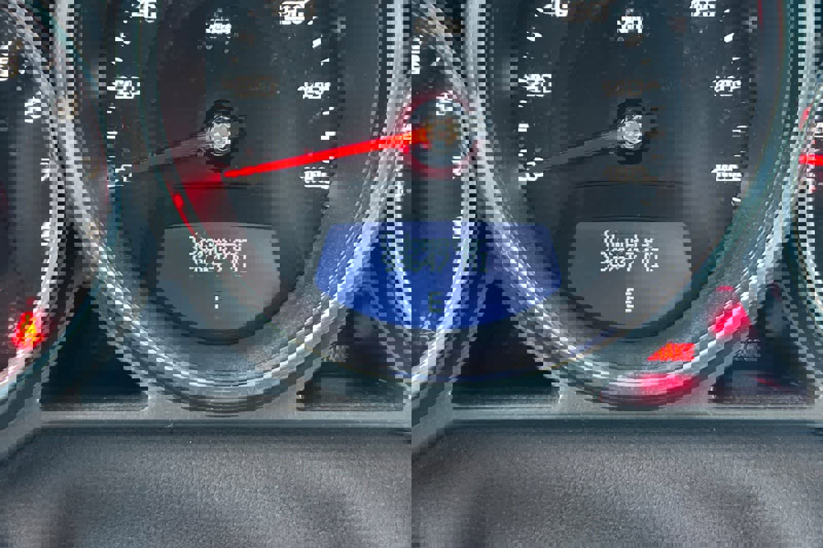 Used 2010 Cadillac CTS Premium image 25