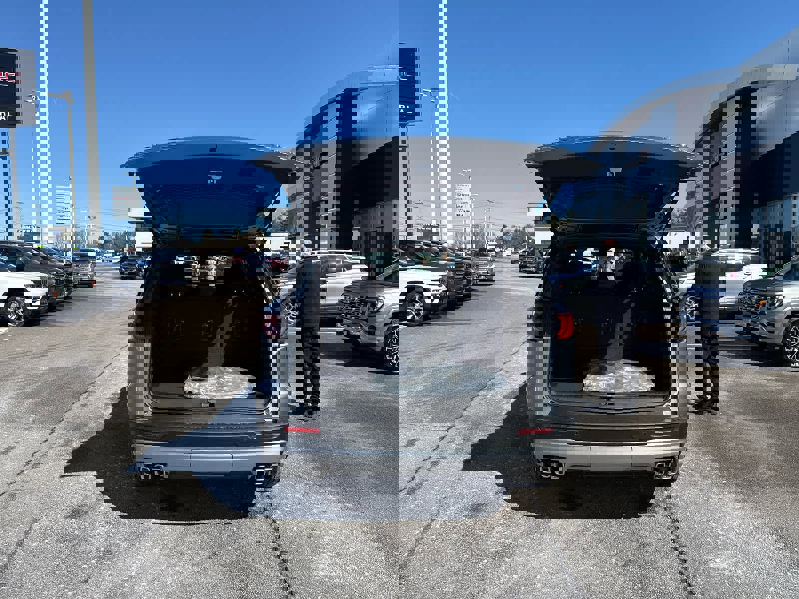 New 2026 GMC Acadia Elevation w/ LPO, Floor Liner Package image 10