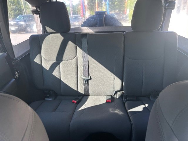 Used 2017 Jeep Wrangler Unlimited Sport w/ Connectivity Group image 24