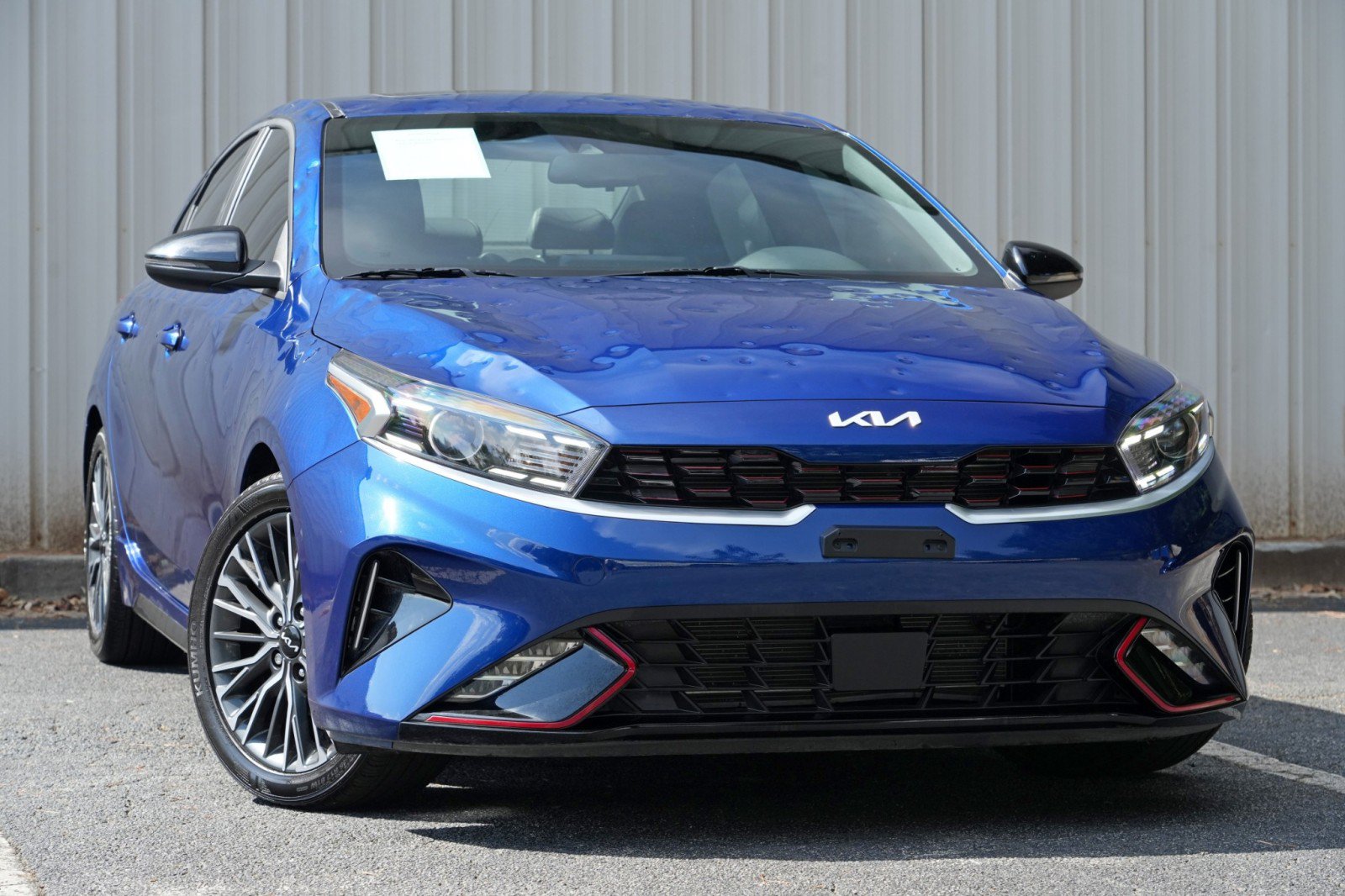 Used 2024 Kia Forte GT-Line w/ GT-Line Premium Package FWD image 2