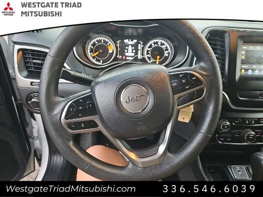 Used 2020 Jeep Cherokee Latitude image 11