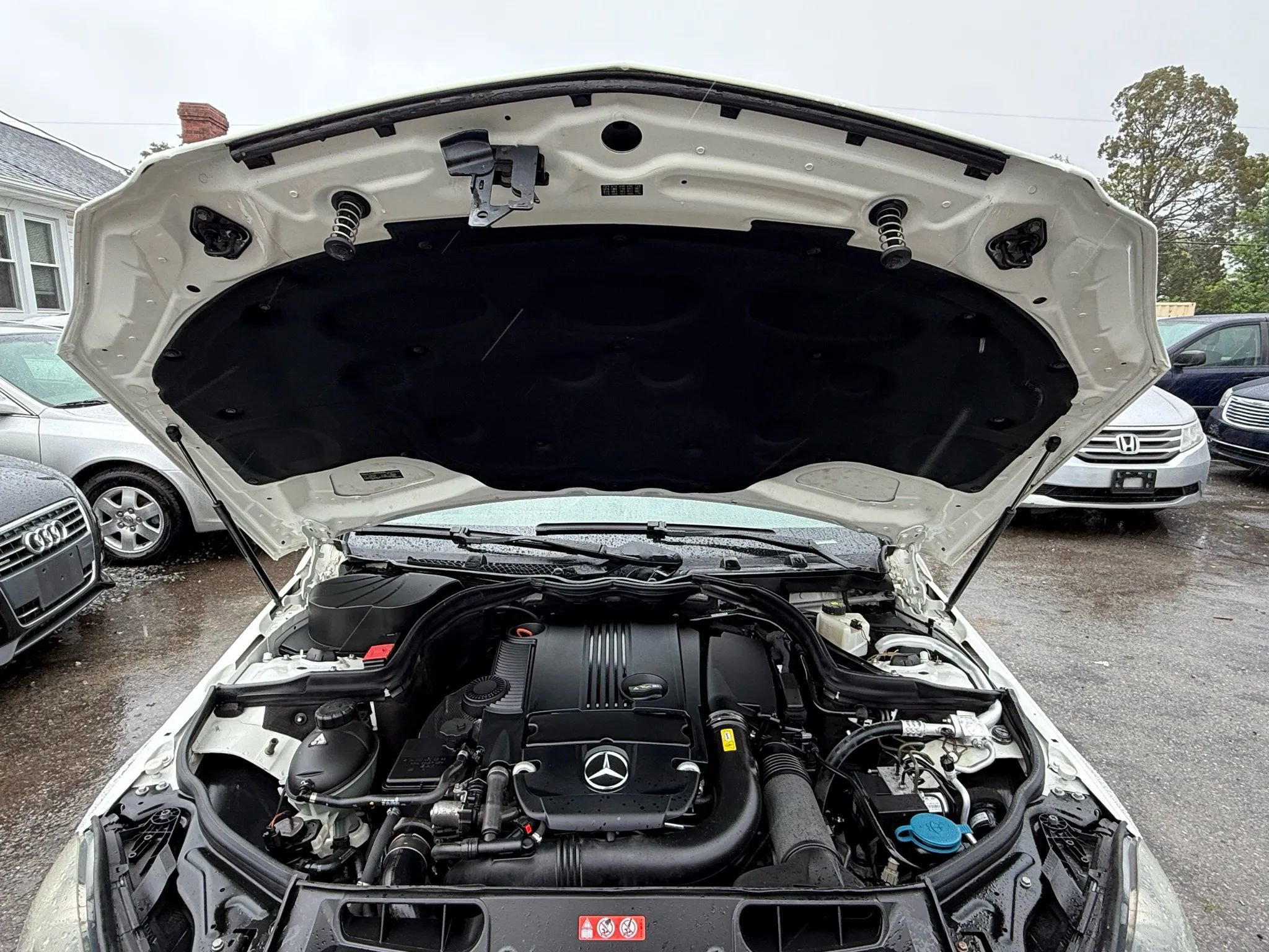 Used 2012 Mercedes-Benz C 250 Sedan image 38