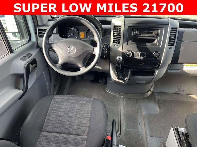 Used 2015 Mercedes-Benz Sprinter 2500 image 8