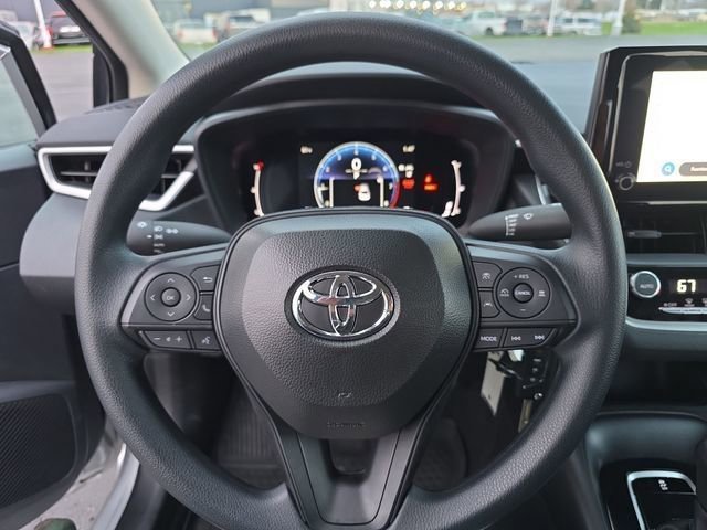 Used 2026 Toyota Corolla LE FWD image 14