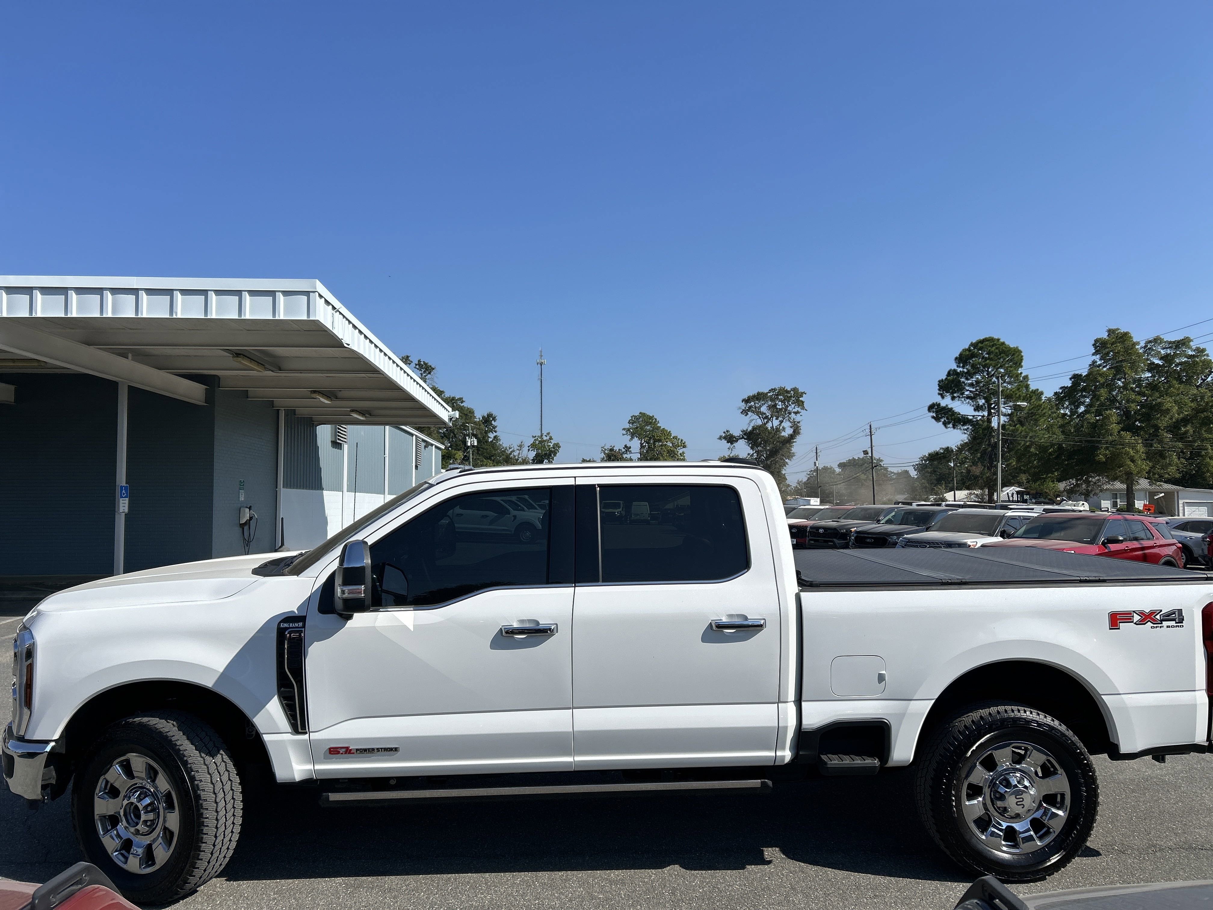 Used 2025 Ford F250 King Ranch w/ Chrome Package image 4