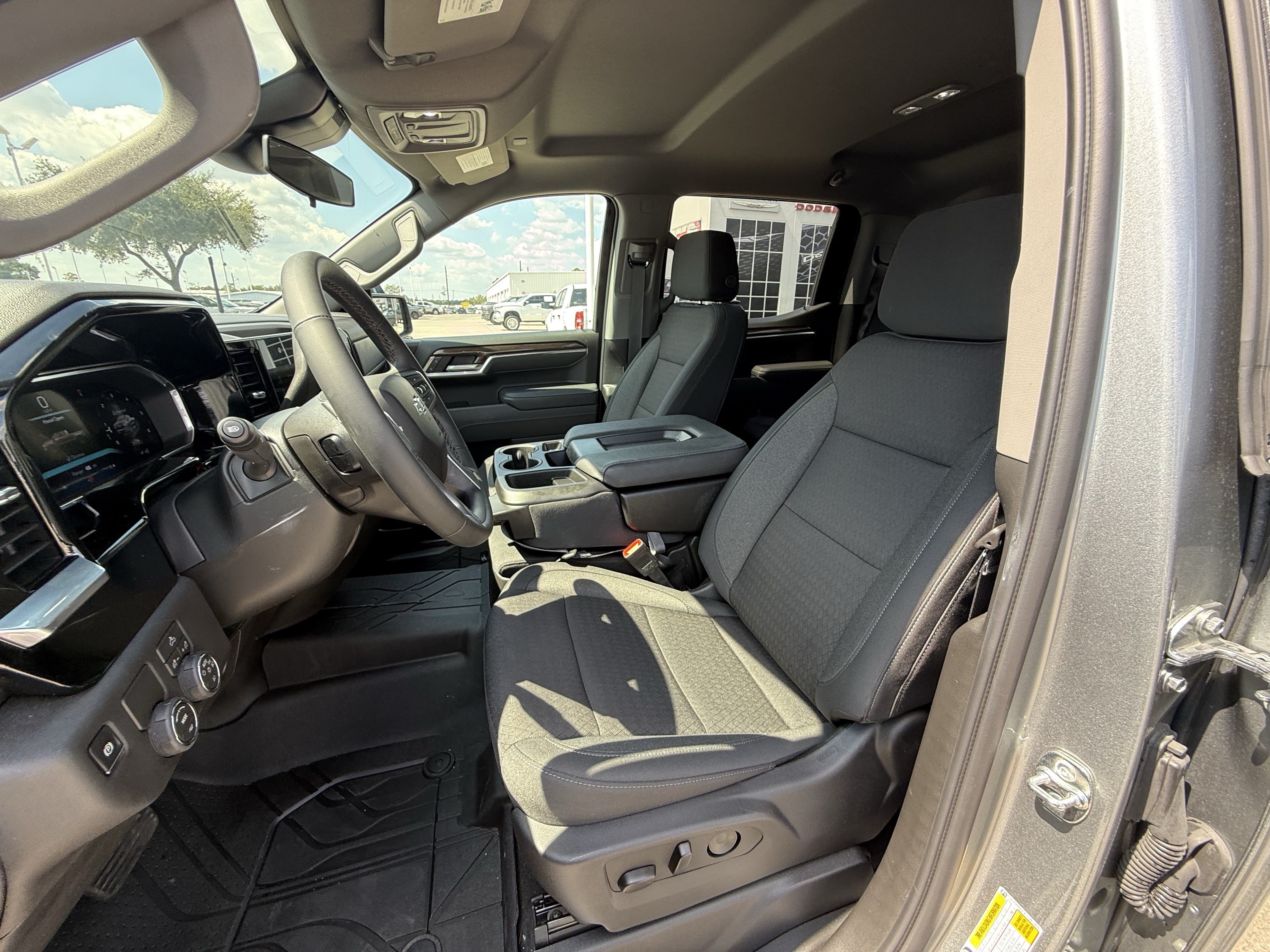 Used 2026 Chevrolet Silverado 1500 RST w/ RST Select Package RWD image 27