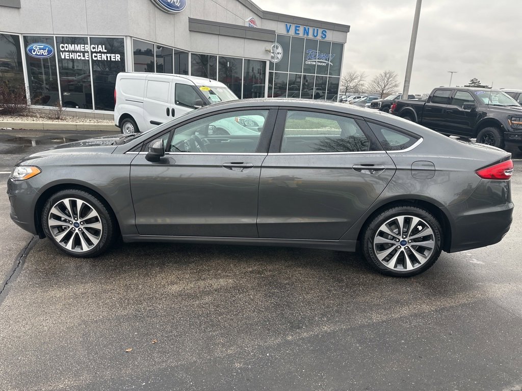 Used 2020 Ford Fusion SE image 8